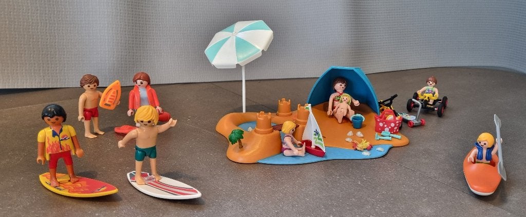 Playmobil 9425 Familie aan het strand + 6674 kinderkajak, Gebruikt, Complete set, Figuren, Family fun