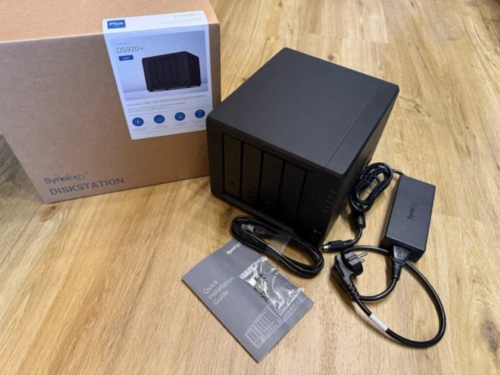 Synology DS920+ NAS + 8 TB Seagate IronWolf, Informatique & Logiciels, Enlèvement ou Envoi, Neuf