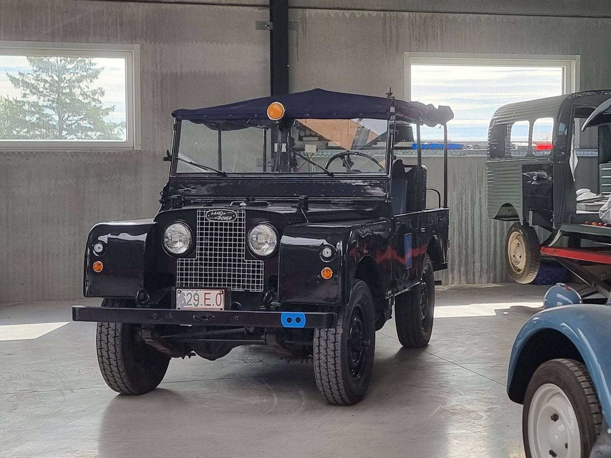 Land Rover Series EX-GENDARMERIE *CHASSIS 5502 RARE !, Land Rover, Boîte manuelle, https://public.car-pass.be/vhr/72f9bc6a-7f26-4dc4-91f8-f1bcc90f1a65