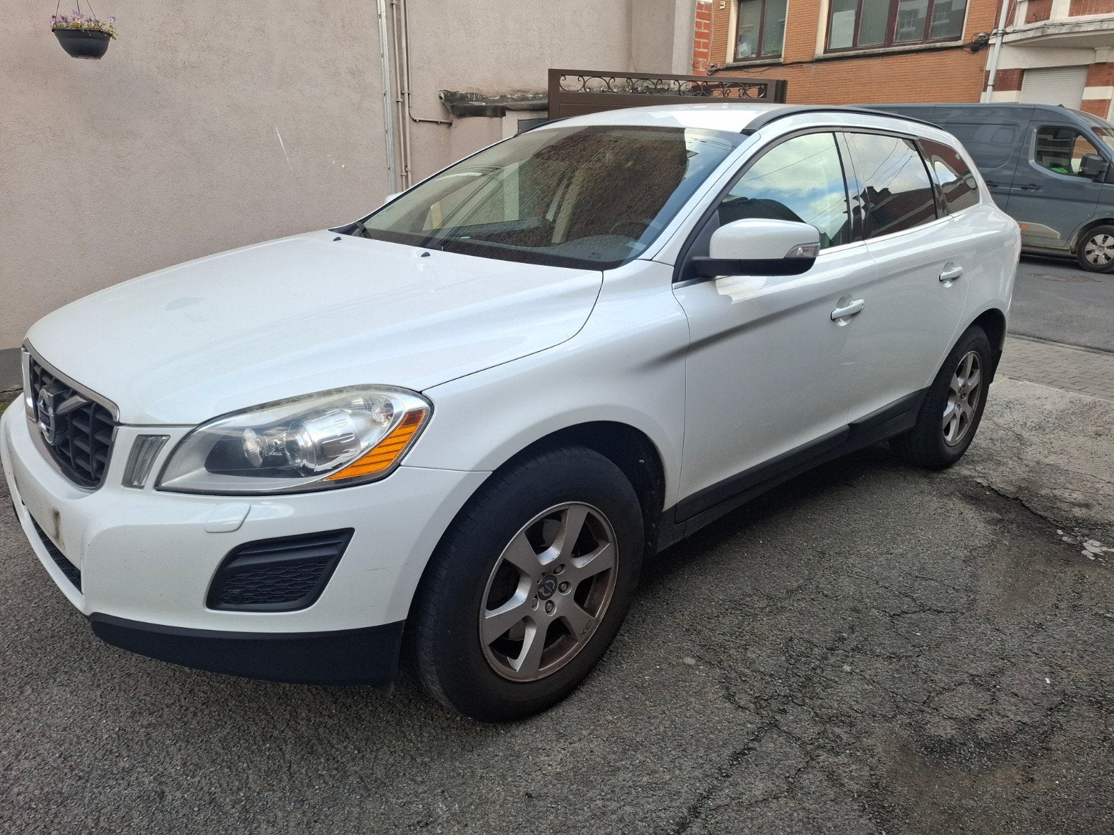 VOLVO XC60 2.0 DIESEL AUTOMATIQUE, Autos, 100 kW, Euro 5, Entreprise, 5 portes
