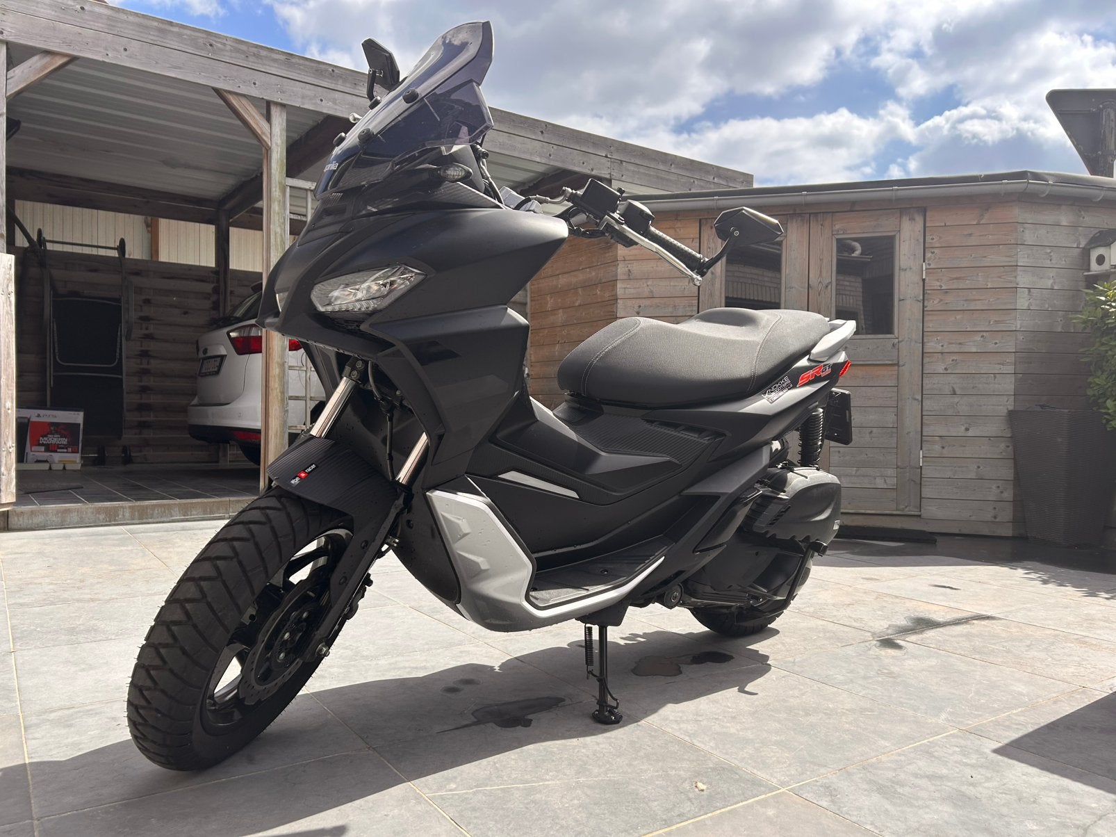 Aprilia SR GT 125, Ophalen, Nieuw