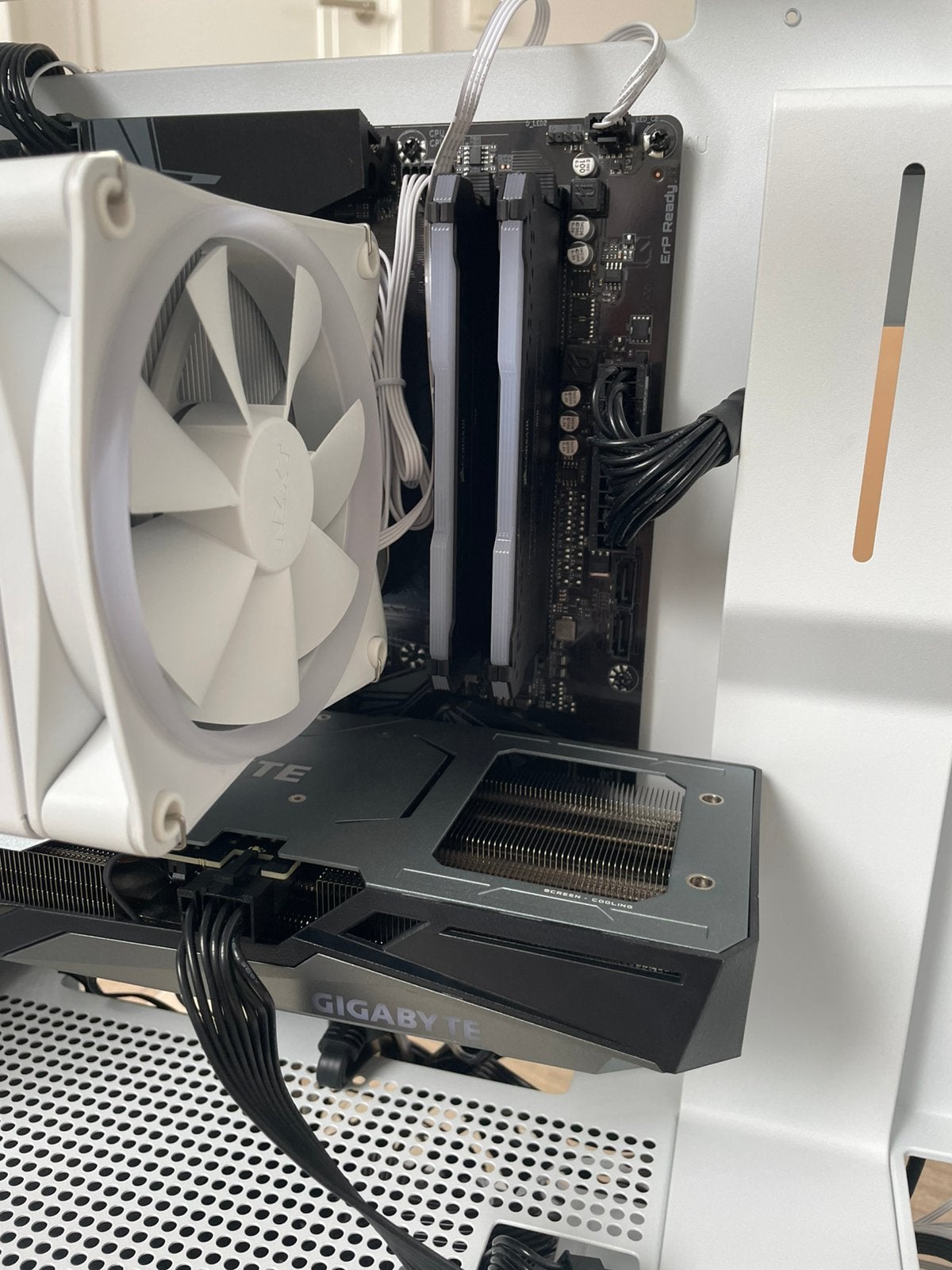 Complete gaming pc setup, Computers en Software, Ophalen, Zo goed als nieuw, Luchtkoeling