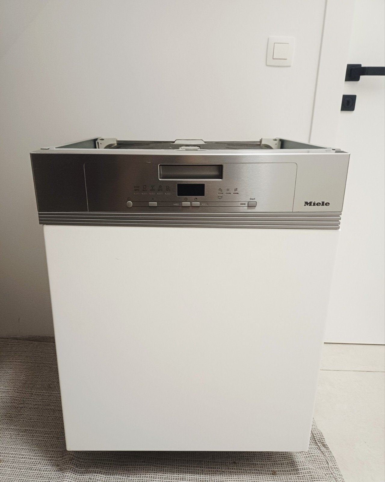 Miele G 5000 i Active inbouw vaatwasser 2021, Elektronische apparatuur, Ophalen, Energieklasse A of zuiniger, Minder dan 10 liter