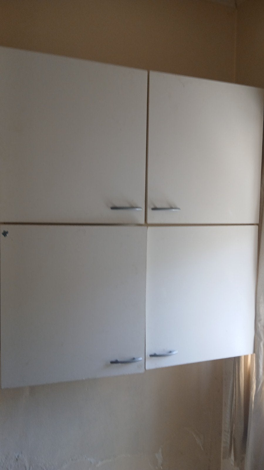 mooi kast, Ophalen