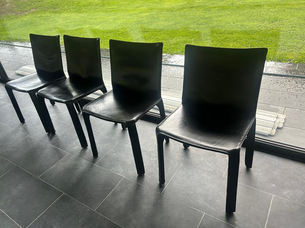 Cassina Cab 4 zwarte stoelen, Huis en Inrichting, Ophalen, Zo goed als nieuw