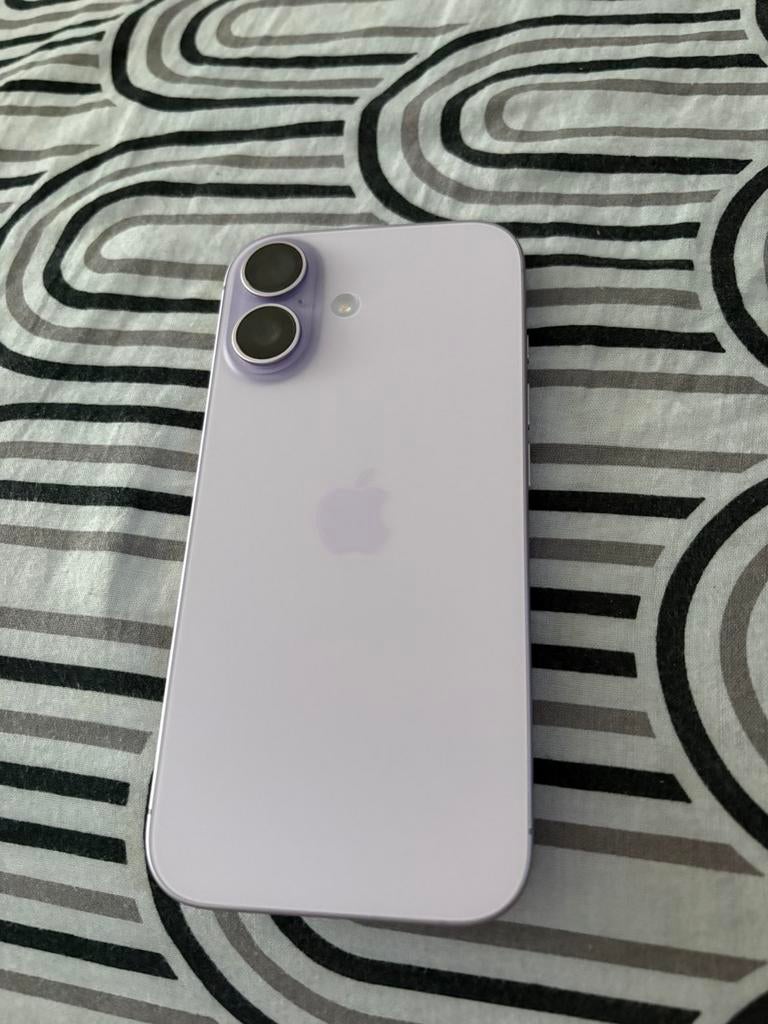Iphone 17 mauve 256gb, Télécoms, Téléphonie mobile | Housses, Coques & Façades | Apple iPhone, Enlèvement, Comme neuf, IPhone 17