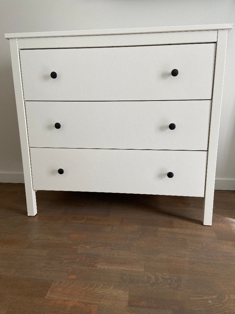 Ladenkast "Hemnes", Ophalen, 100 tot 150 cm, Zo goed als nieuw, 3 of 4 laden