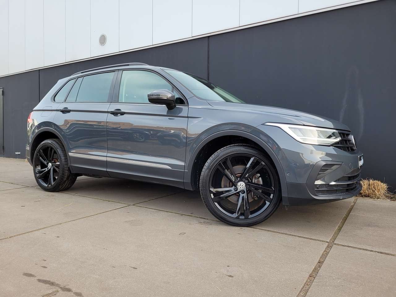 Volkswagen Tiguan 1.4 eHybrid PHEV *DSG*LED*NAVI*DAB*ZETELV, 245 pk, 0 min, 0 kg, 1395 cc