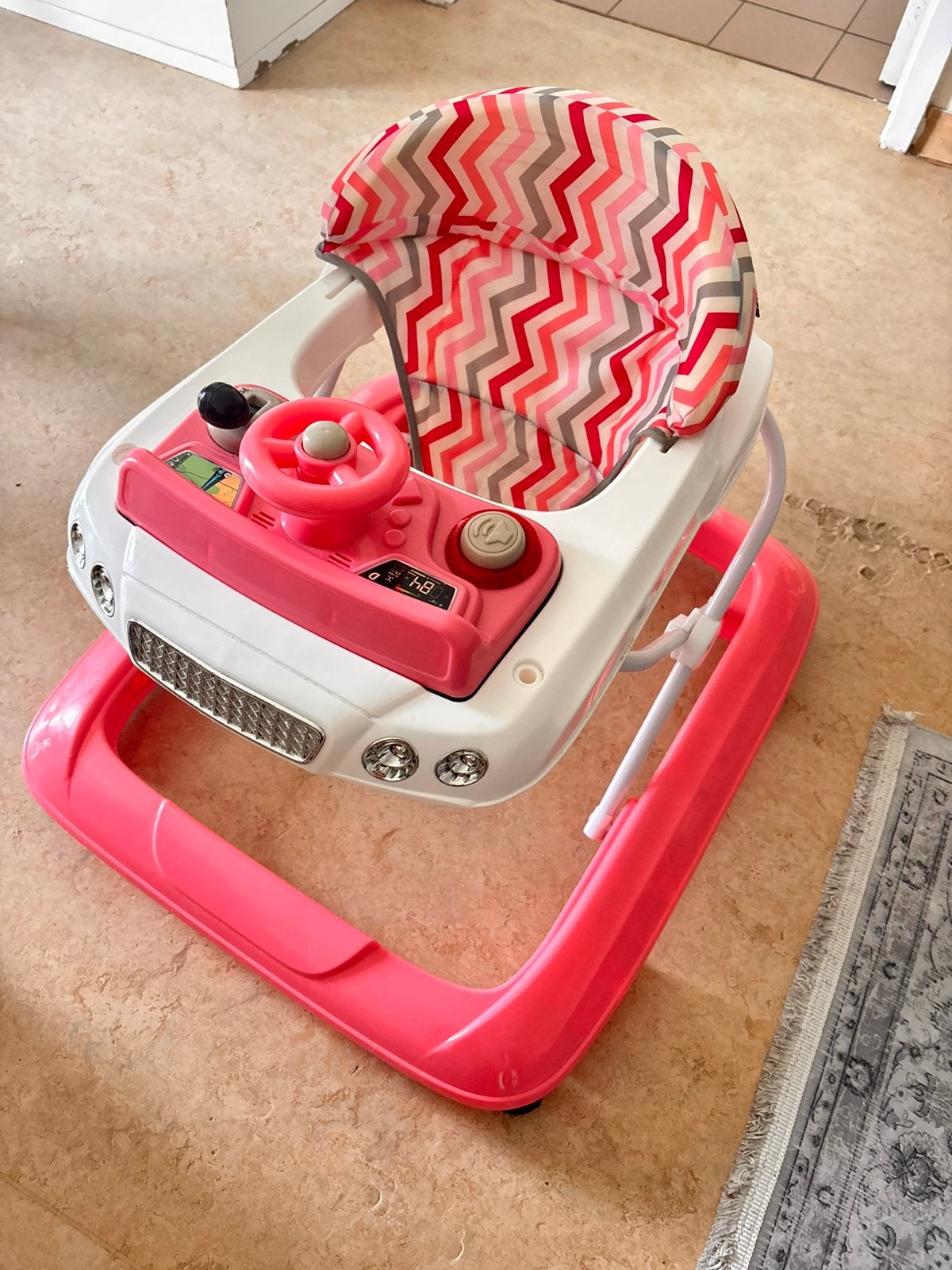 Loopstoel baby, Kinderen en Baby's, Ophalen, Zo goed als nieuw
