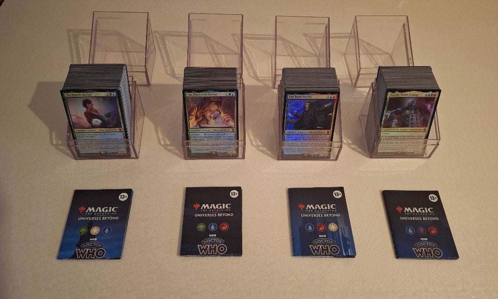 MTG - Doctor Who set van alle 4 de commander decks, Ophalen of Verzenden, Gebruikt, Speeldeck