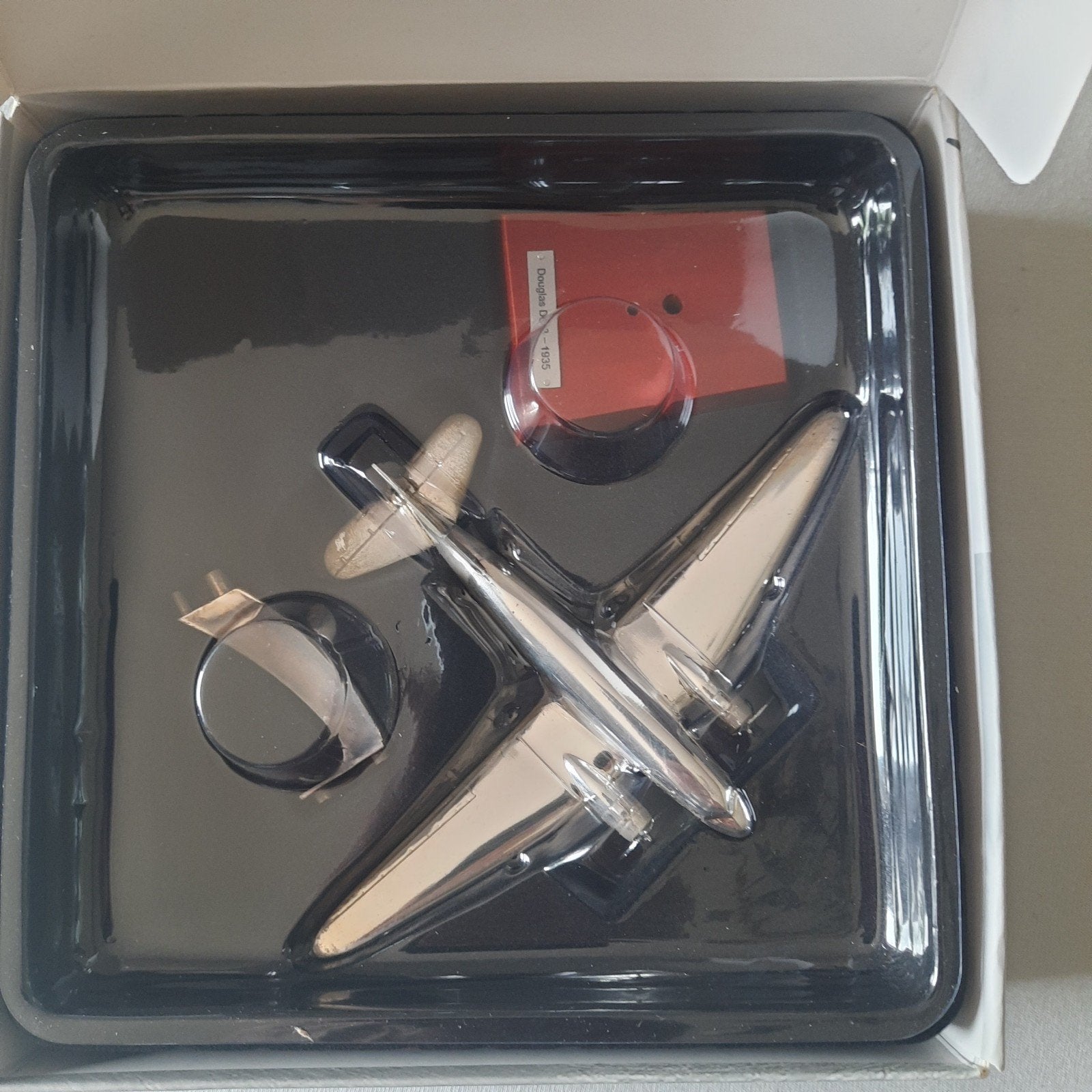 DOUGLAS DC-3 1935*1:200*SILVER PLATED*VINTAGE* MINT IN BOX*, 1:144 tot 1:200, Nieuw, Vliegtuig, Ophalen