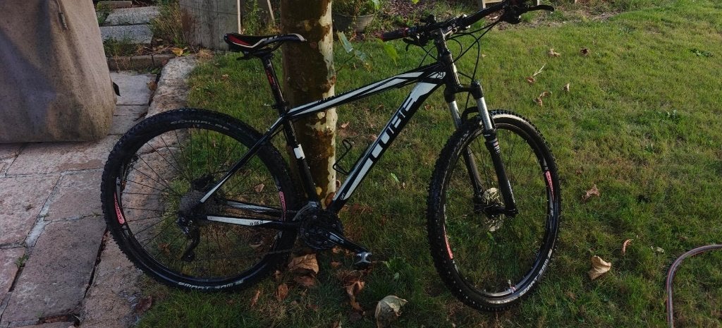 Cube Attention SL 29 black'n'white – XT/SLX/Deore – RockShox, Fietsen en Brommers, Gebruikt, Hardtail, Heren, 45 tot 49 cm