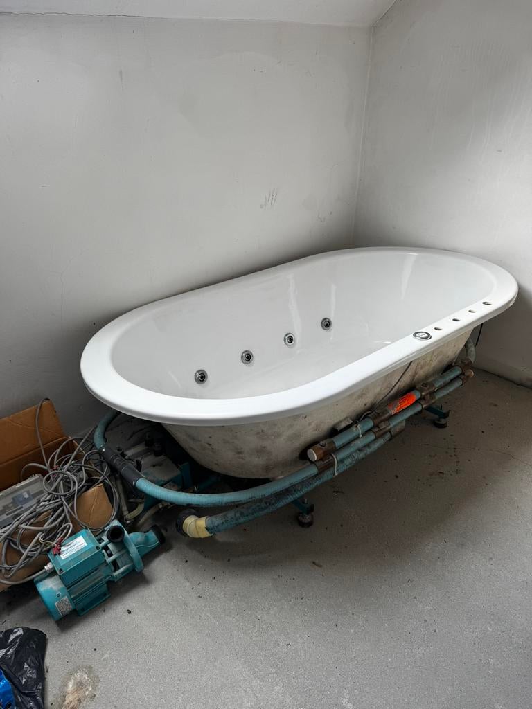 Baignoire a bulles, Enlèvement, Utilisé, Baignoire