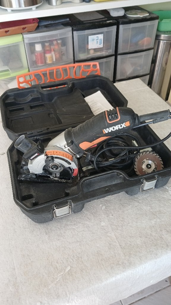 mini-scie circulaire Worx Worxsaw WX426, Enlèvement, Utilisé, Scie circulaire