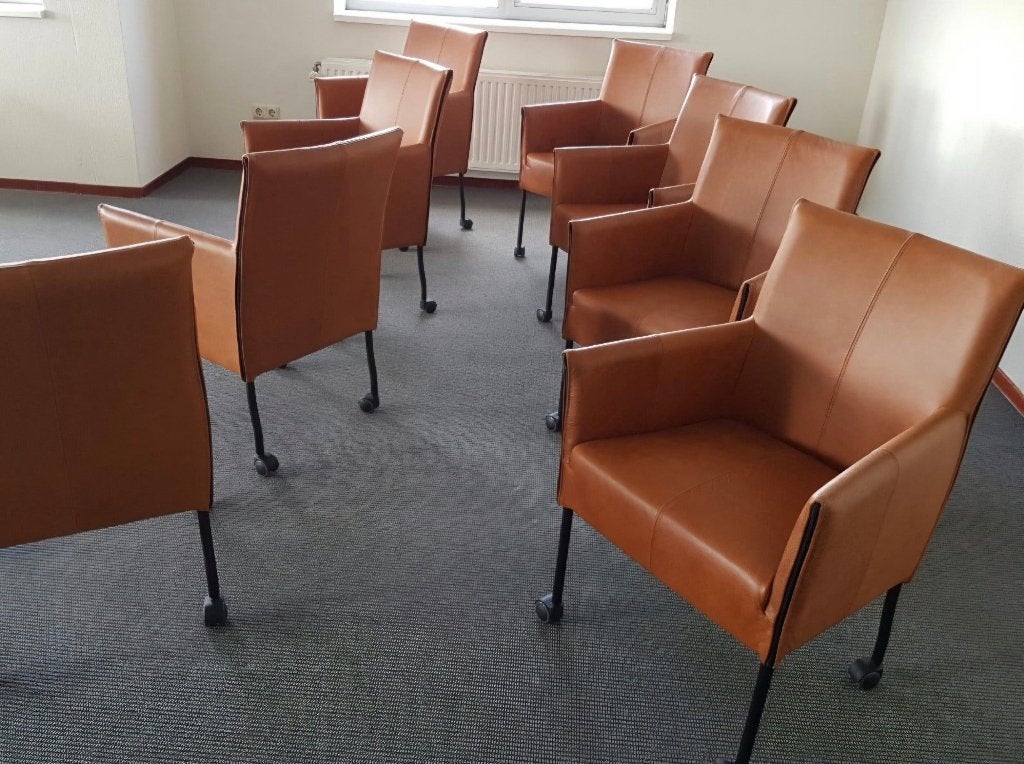 8 comfortabele Design eetkamerstoelen in cognac bruin leer, Huis en Inrichting, Bruin, Nieuw, Ophalen of Verzenden, Joli leolux montis chaplin stijl