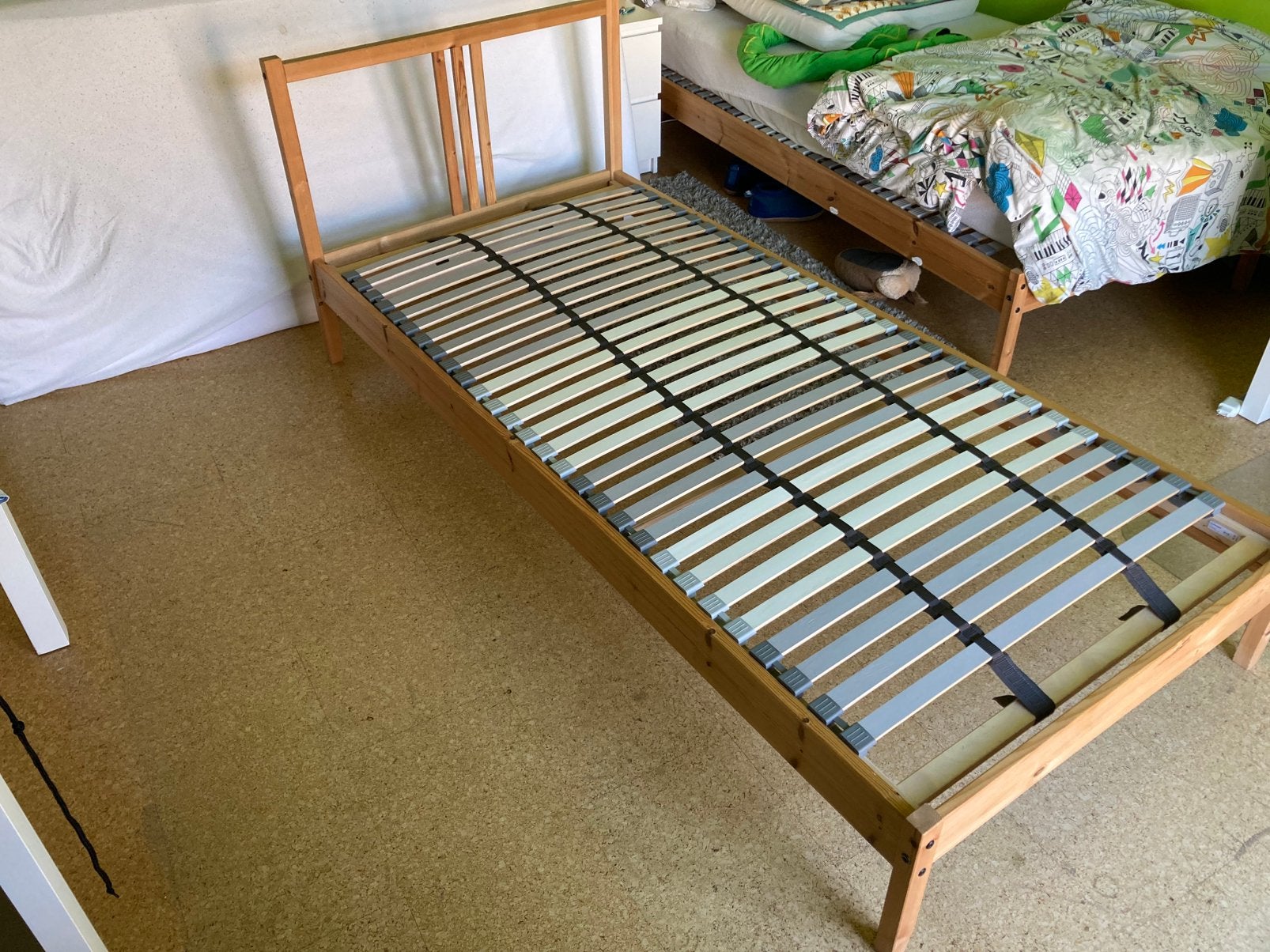Eénpersoonsbed met matras, Ophalen, Zo goed als nieuw