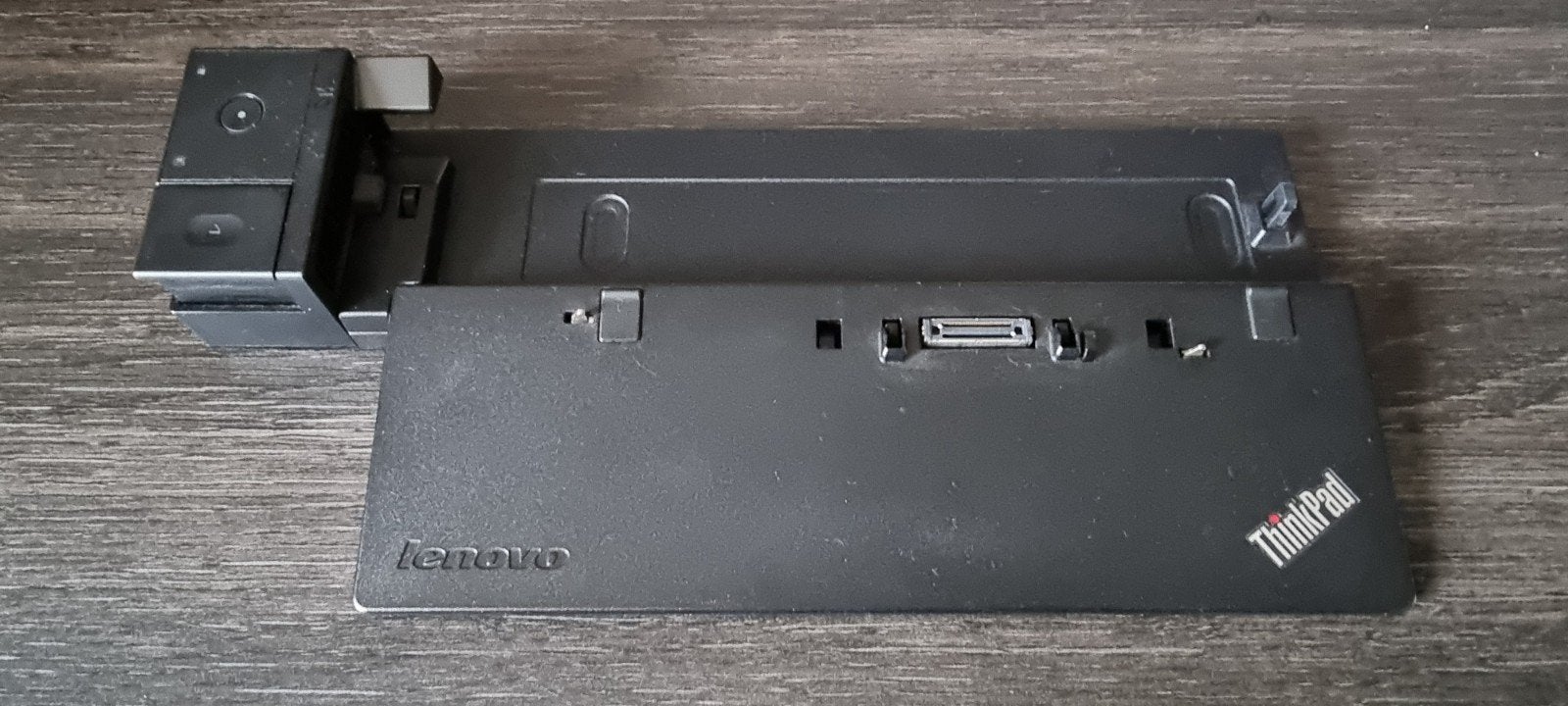 Lenovo ThinkPad Pro Docking Station model 40A1, Informatique & Logiciels, Stations d'accueil, Enlèvement ou Envoi, Comme neuf