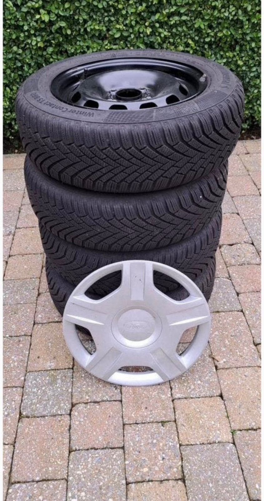 Pneus d'hiver avec housses - Ford Fiesta - 175/65/R14, Enlèvement, Utilisé