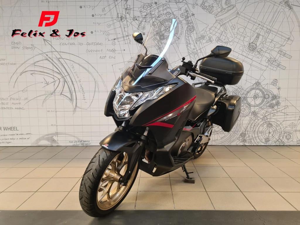 Honda NC750D Integra (année de construction 2015), Entreprise, Plus de 35 kW, Scooter, 750 cm³
