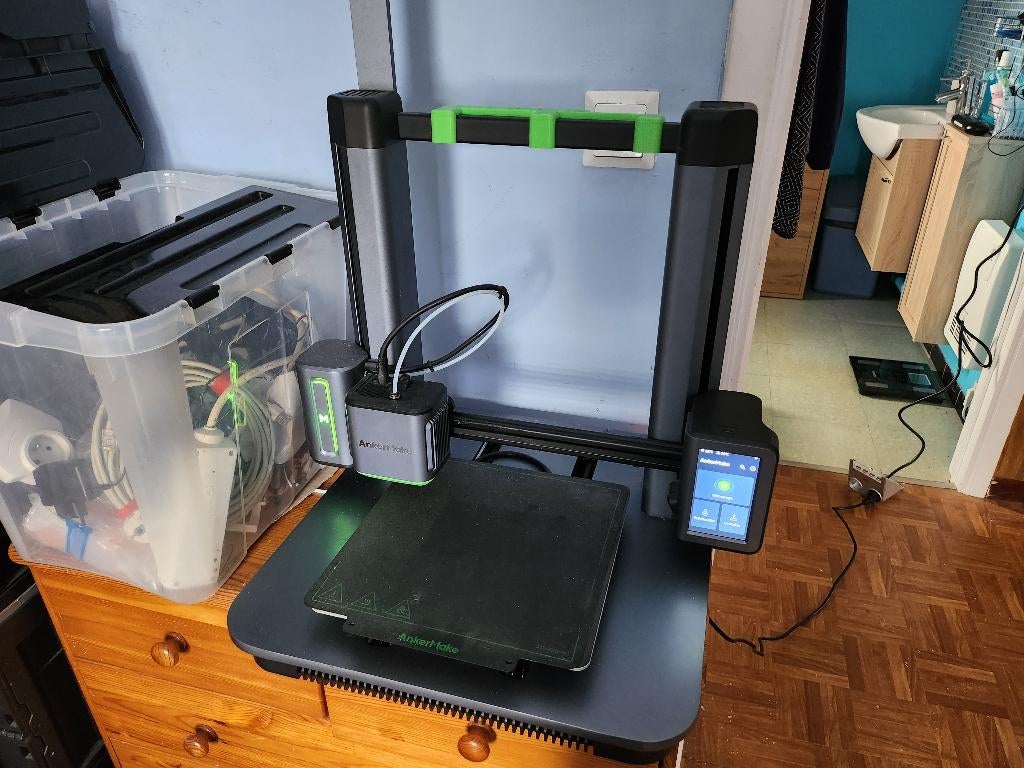 Imprimante 3D Ankermake (ou eufymake) m5 + accessoires, AnkerMake, Enlèvement, Utilisé, Filament