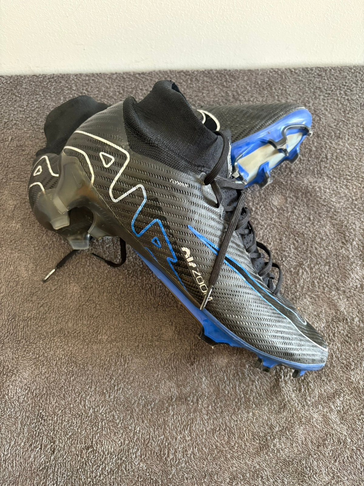 Nike Air Zoom wit en blauw, Verzenden, Zo goed als nieuw, Schoenen