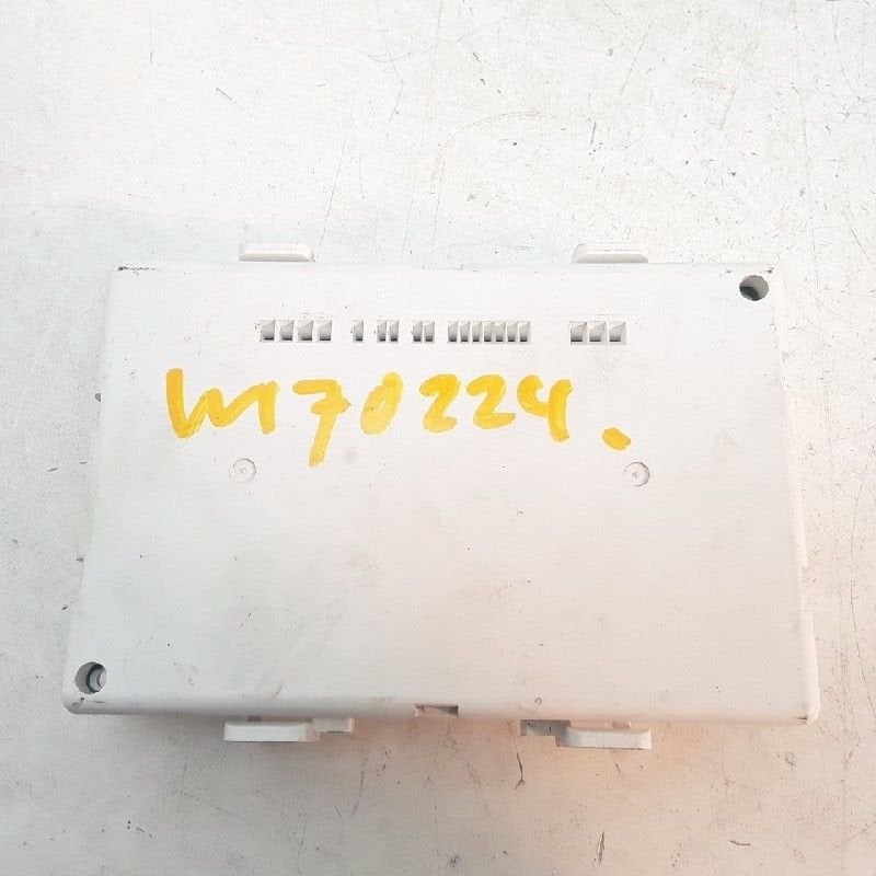 COMPUTER BODY CONTROL Suzuki Splash (|3677085LC1|), Gebruikt, Suzuki