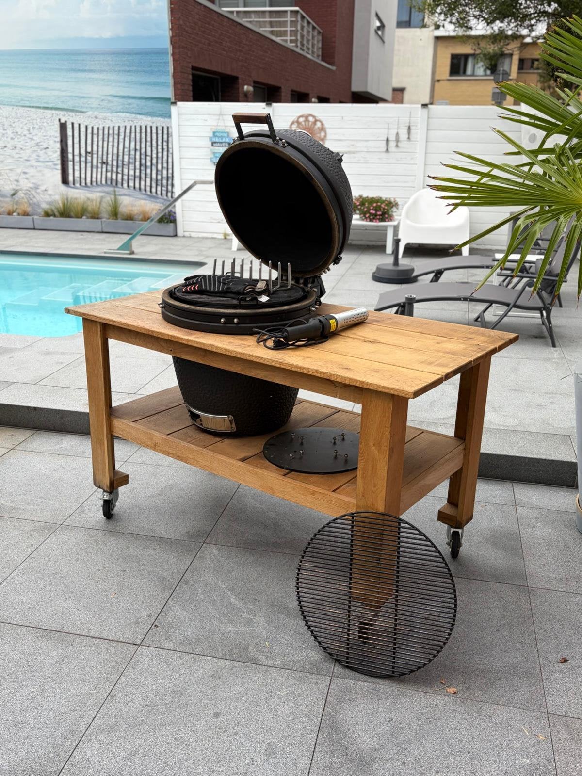BBQ kamado - bastard, Tuin en Terras, Ophalen, Zo goed als nieuw