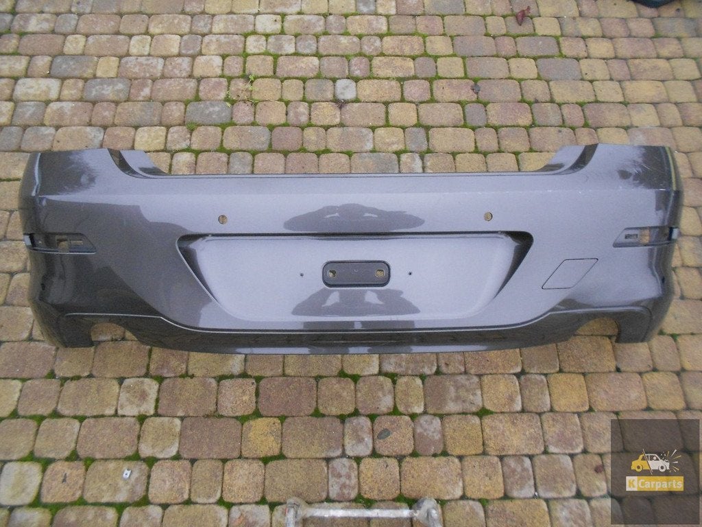 Pare-chocs arri re BMW S rie 6 F06 F12 F13 2011, Petuelring 130
80788  Munich, DE, Pare-chocs, Info@bmw.de, Utilisé