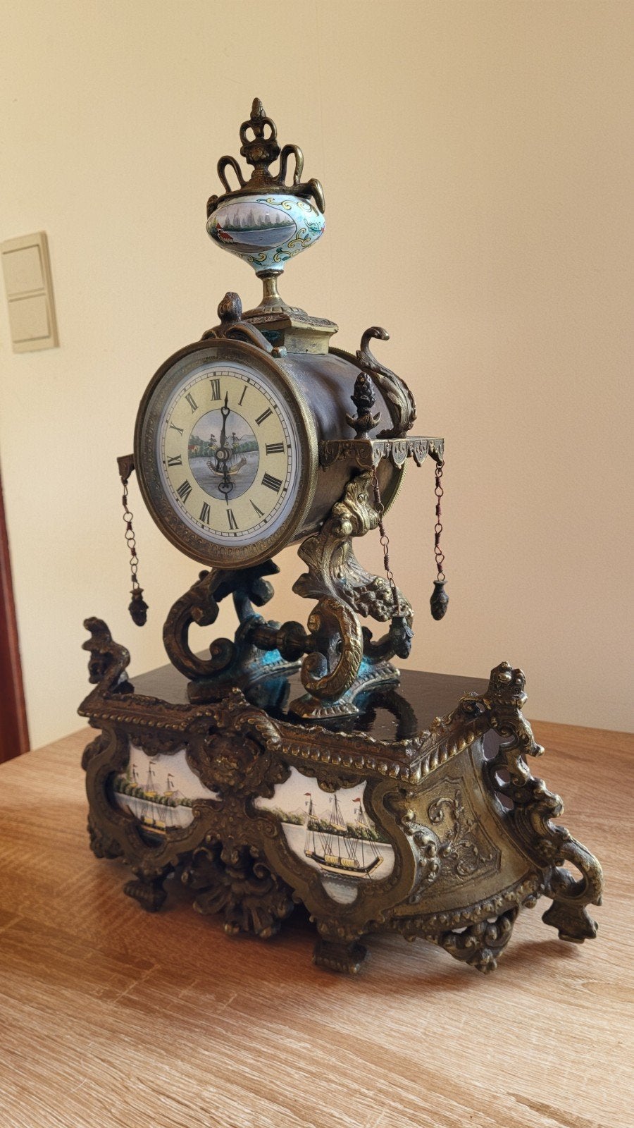 schouwklok uit de late 19de eeuw, Antiek en Kunst, Ophalen of Verzenden
