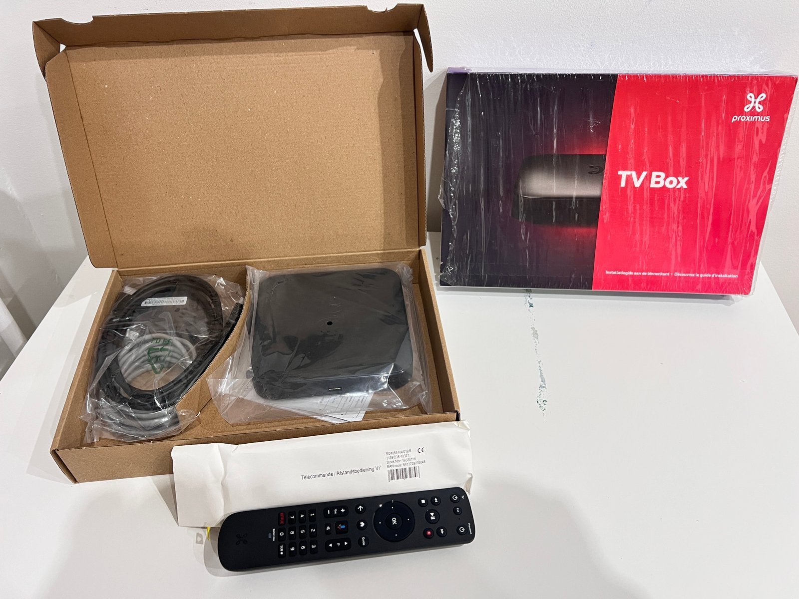 PROXIMUS TV MODEL V7 DECODER - NIEUW IN DE DOOS!, Audio, Tv en Foto, Ophalen of Verzenden