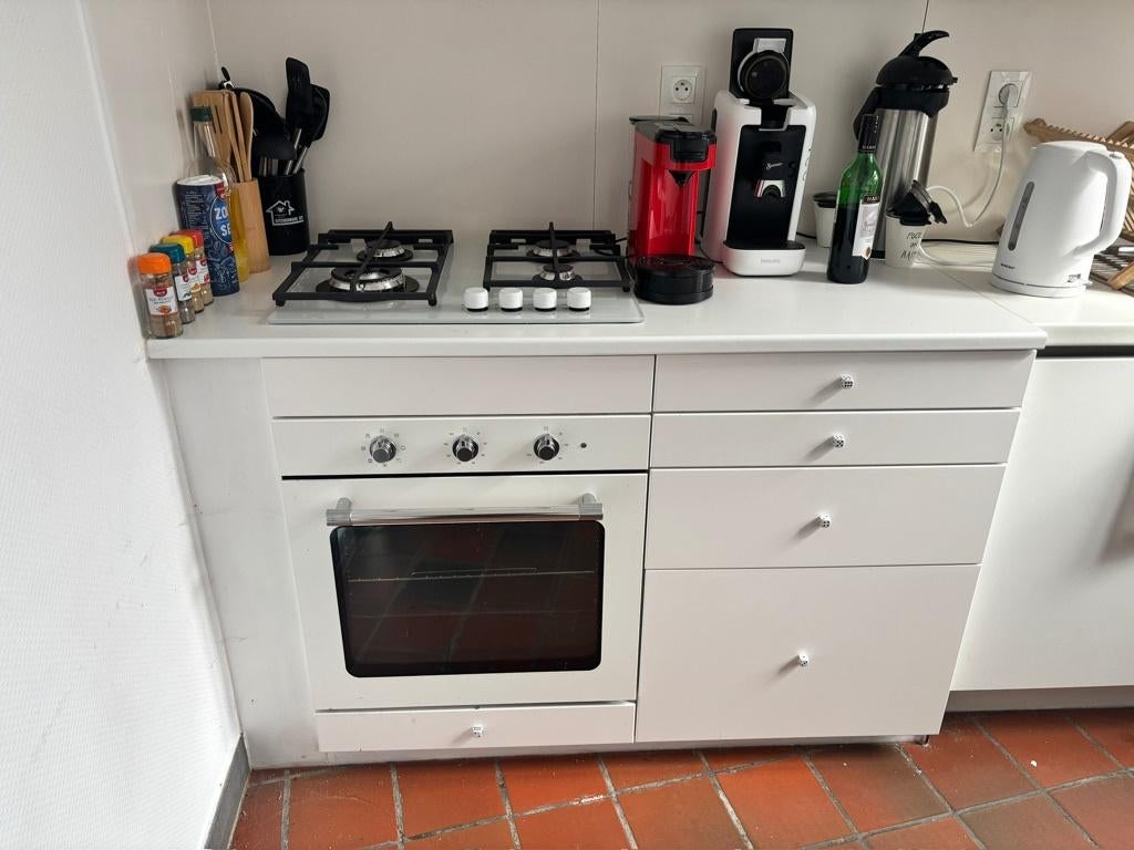 Keukenblok, Ophalen, Zo goed als nieuw