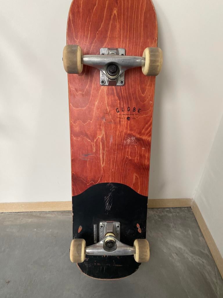 SKATEBOARD GLOBE, Sport en Fitness, Ophalen, Zo goed als nieuw, Skateboard