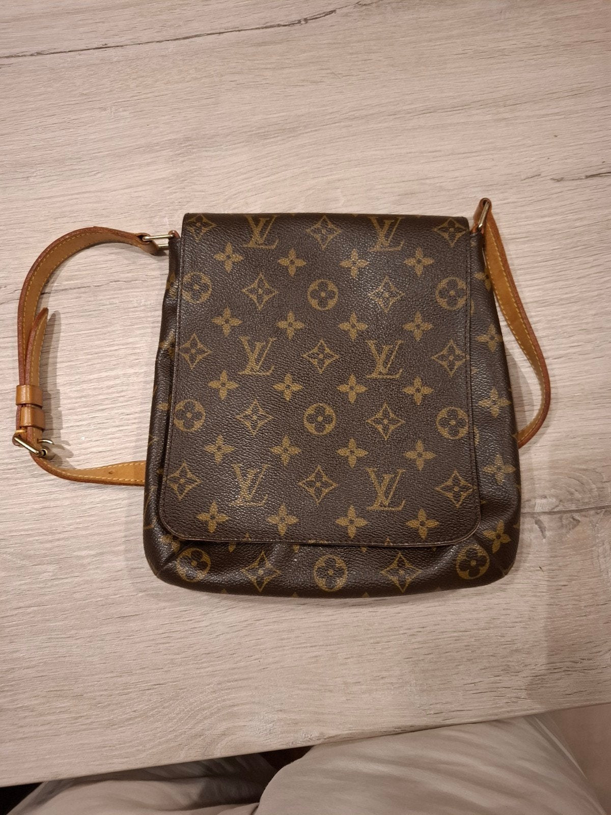 Louis Vuitton nieuw, Handtassen en Accessoires, Ophalen, Nieuw, Beige, Leer