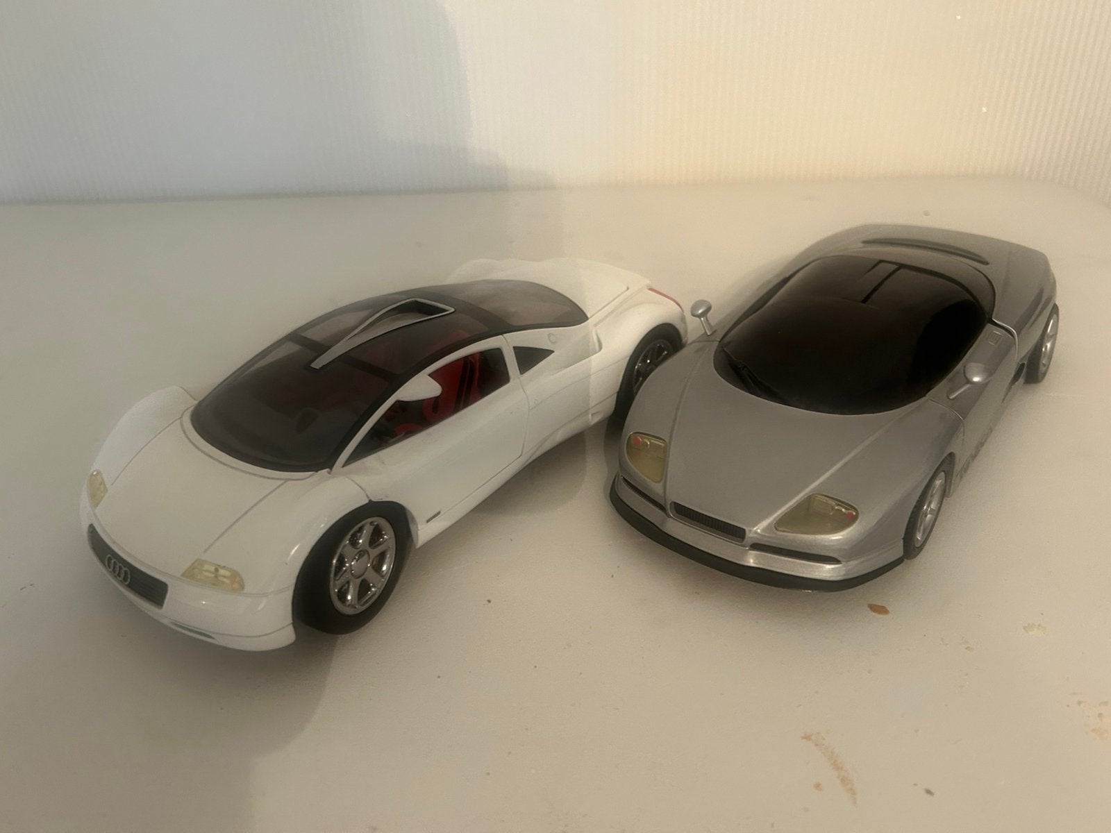 Audi et Mazda 15 ème pièce, Enlèvement ou Envoi, Comme neuf