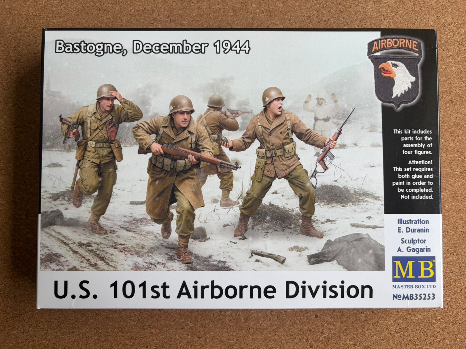 Master Box 101e division aéroportée américaine Bastogne 1:35, Envoi, Comme neuf