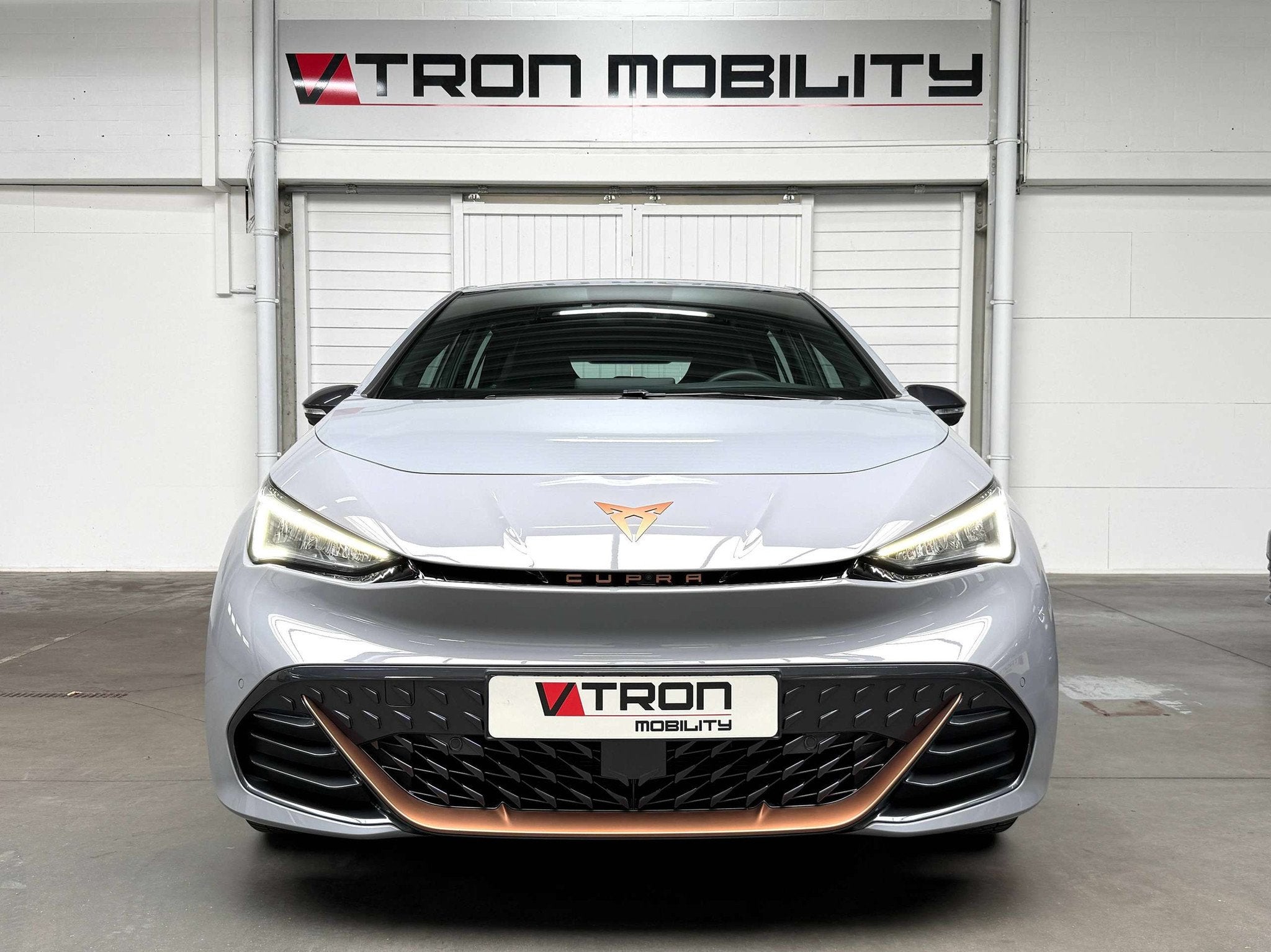 CUPRA Born Born 60/63kWh eBoost 170KW SOH100% 360CAMERA*CA, Autos, Argent ou Gris, Achat, Entreprise, 5 portes