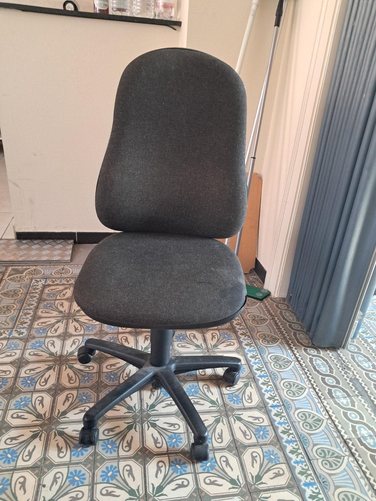buro stoel te koop, Ophalen, Gebruikt, Zwart, Bureaustoel