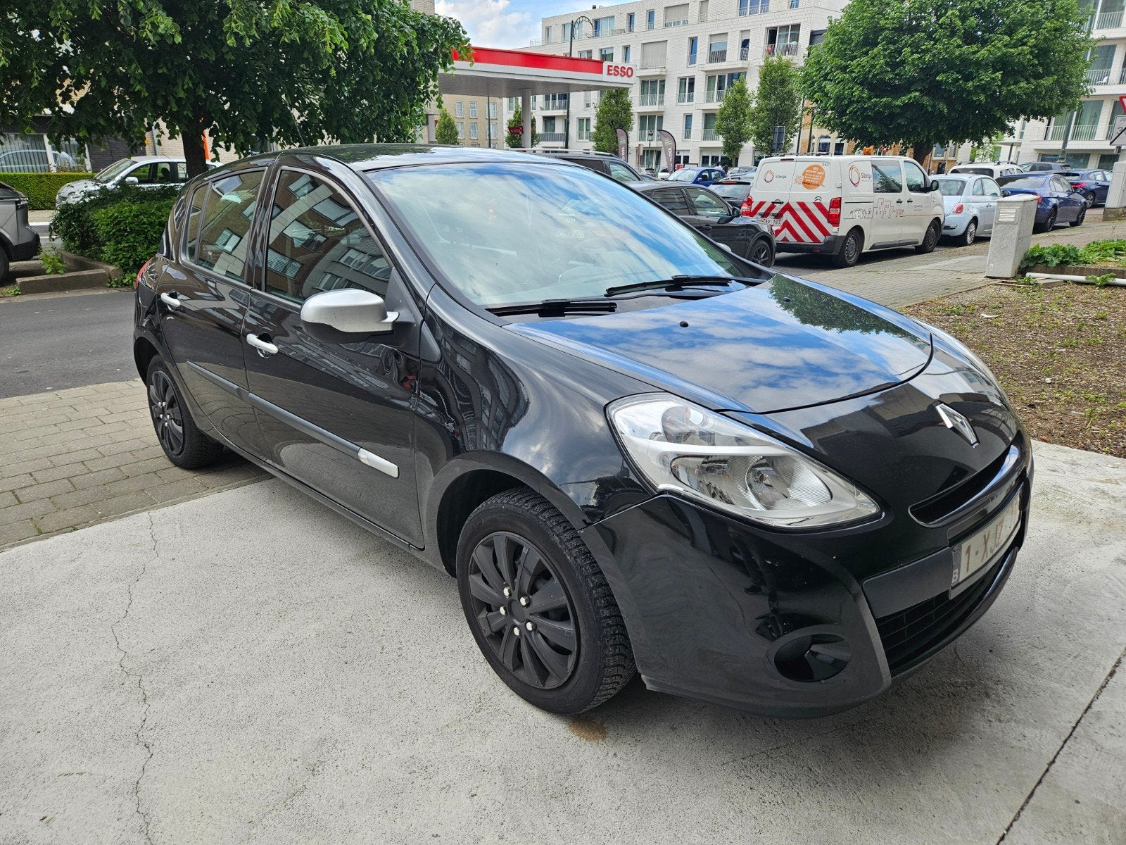 Renault clio 3 2014 - 1.2i essence 75ch - 61.000km - boite M, Autos, Renault, Particulier, Clio, Essence, Noir, Noir, Enlèvement
