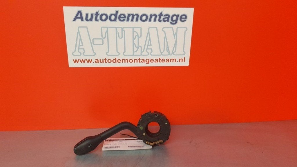 COMMUTATEUR CLIGNOTANT Lupo (6X1) (|6N0953513FKZ|), Volkswagen, Volkswagen AG, Utilisé, Kundenbetreuung@volkswagen.de