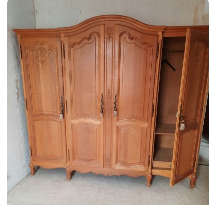 Garde robe, Enlèvement, Utilisé