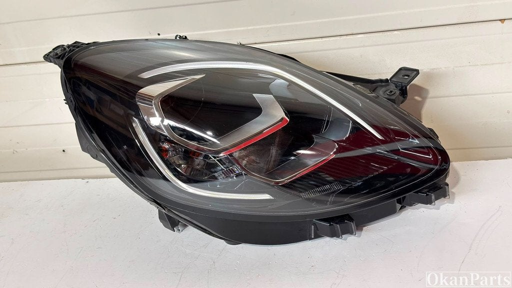Phare droit LED pour Ford Puma II L1TB-13E014-EG, Info@ford.com, Ford Motor Company, American Road 1
48126  Dearborn, Ford