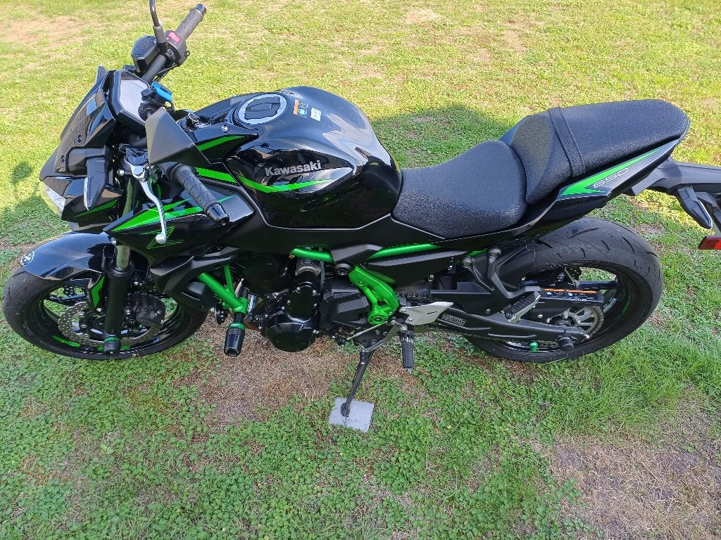 Kawasaki Z 650  2025 1260 km + garantie, 2 cilinders, Motorrijbewijs A, Gebruikt, Particulier
