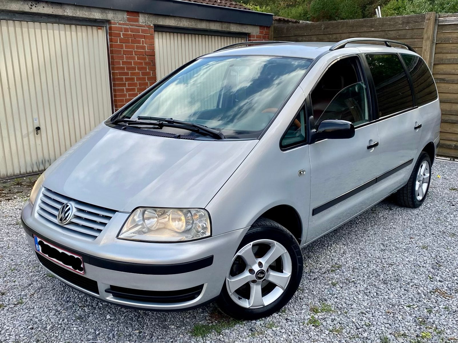 VW SHARAN 1.9 tdi 96kw 131pk ASZ 7 places tres bon etat !!!, Autos, Cuir, Argent ou Gris, Achat, Boîte manuelle