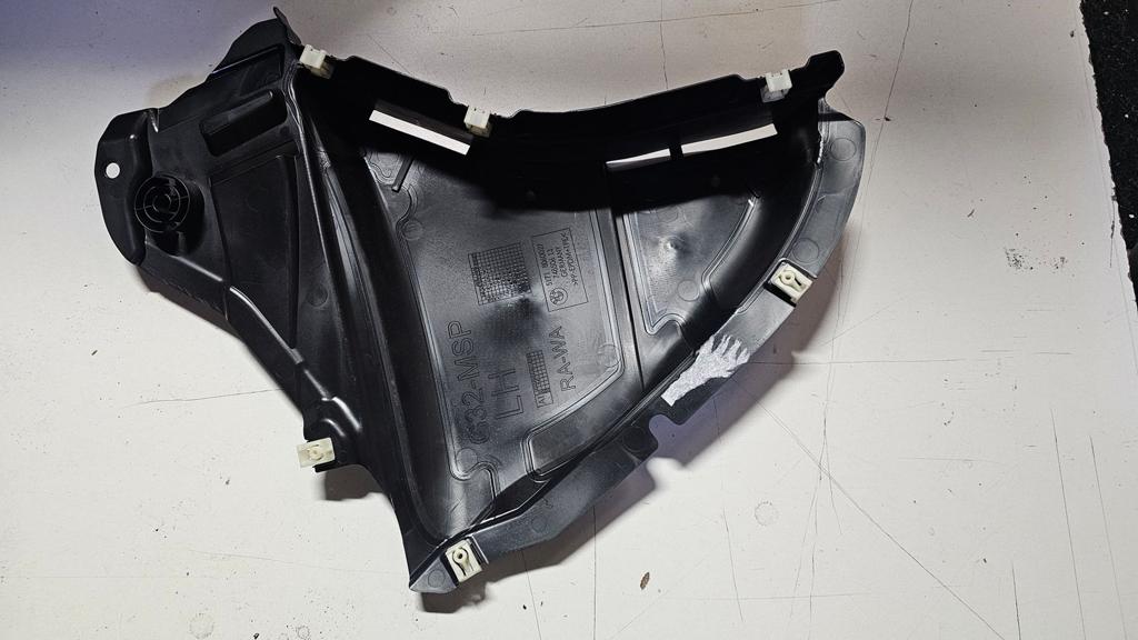 M Afdekking Binnenscherm voorzijde onder links BMW 6 serie G, -, Nieuw, Ophalen of Verzenden, Bumper