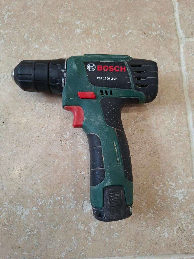 Visseuse Bosch Psr 1200 LI-2 avec batterie 12V, Bricolage & Construction, Outillage | Foreuses, Enlèvement ou Envoi