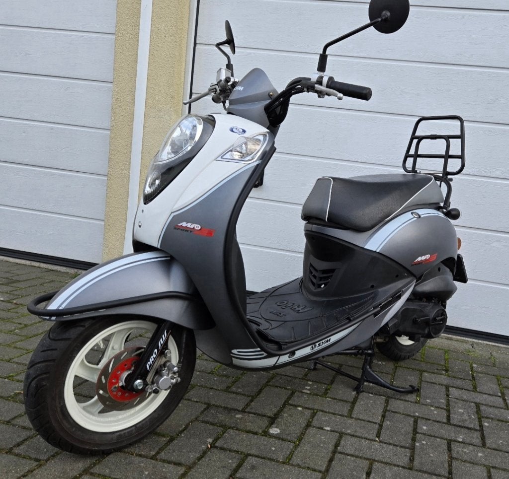 Sym mio motorfiets kenteken NIEUWSTAAT en uniek, Zo goed als nieuw, 100 cc, Benzine, Ophalen