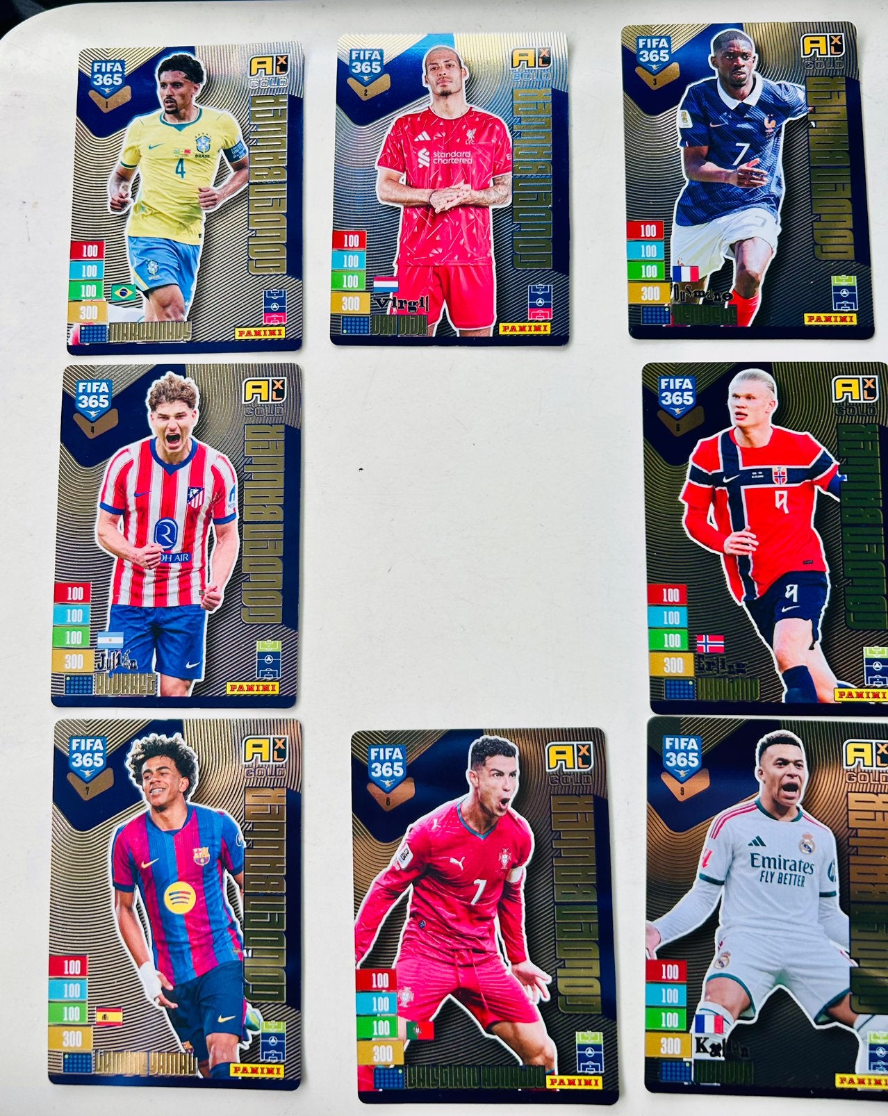 Panini Fifa 365 Adrenalyn 2027 Golden baller s, Ophalen of Verzenden, Nieuw, Meerdere plaatjes