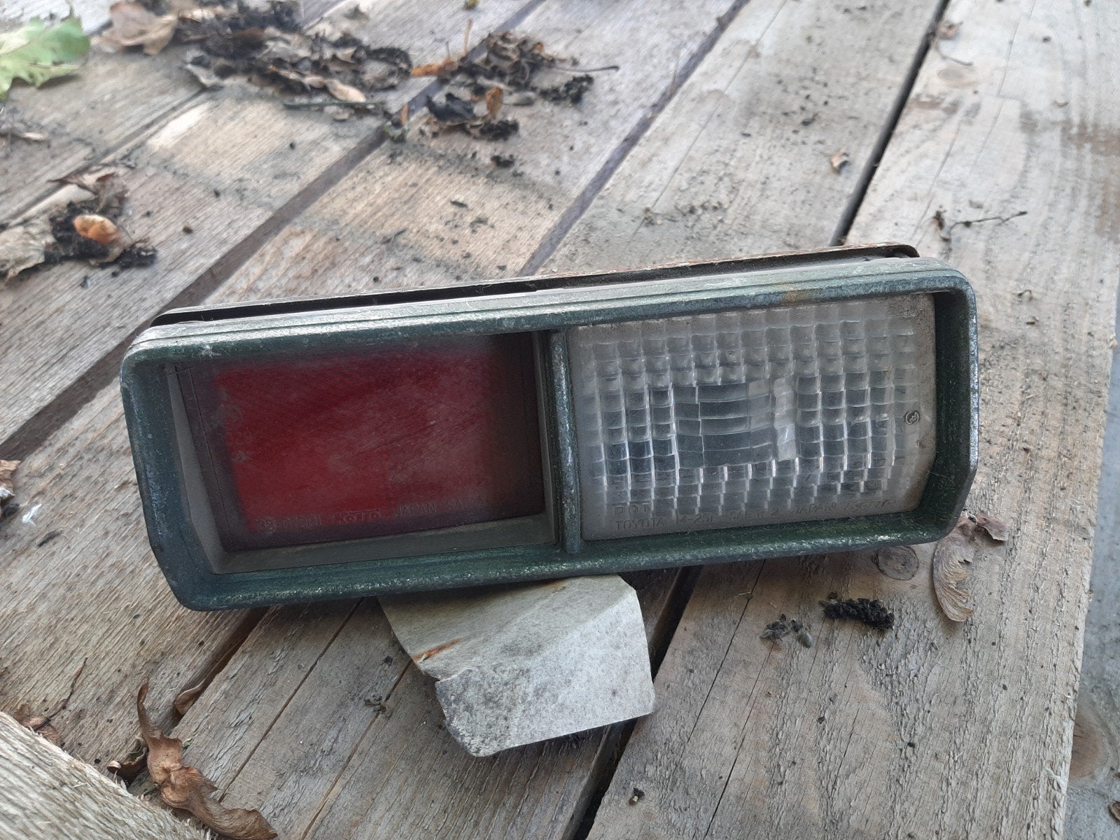 Toyota Carina type 1 achterlicht, Enlèvement ou Envoi, Utilisé, Toyota