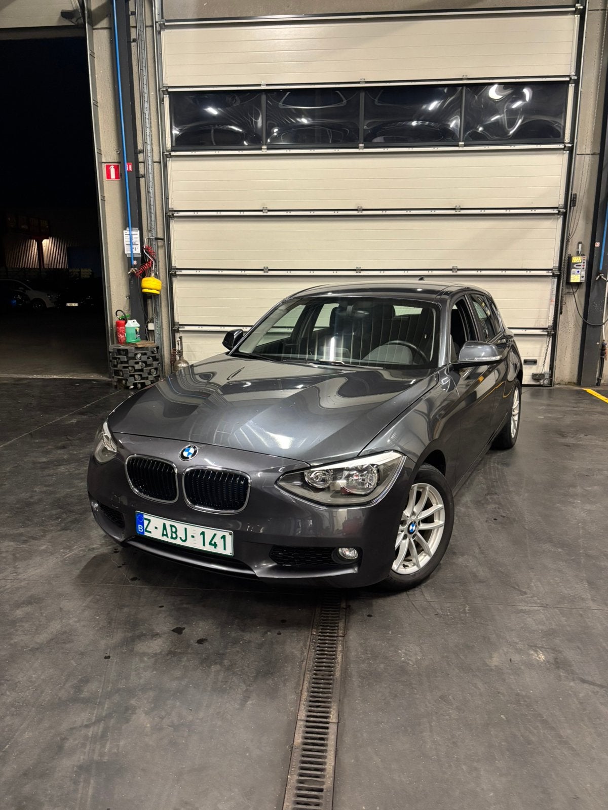 BMW 1 Serie Garantie + keuring Nieuwstaat! Benzine!, Auto's, Bluetooth, 75 kW, Zwart, 4 cilinders