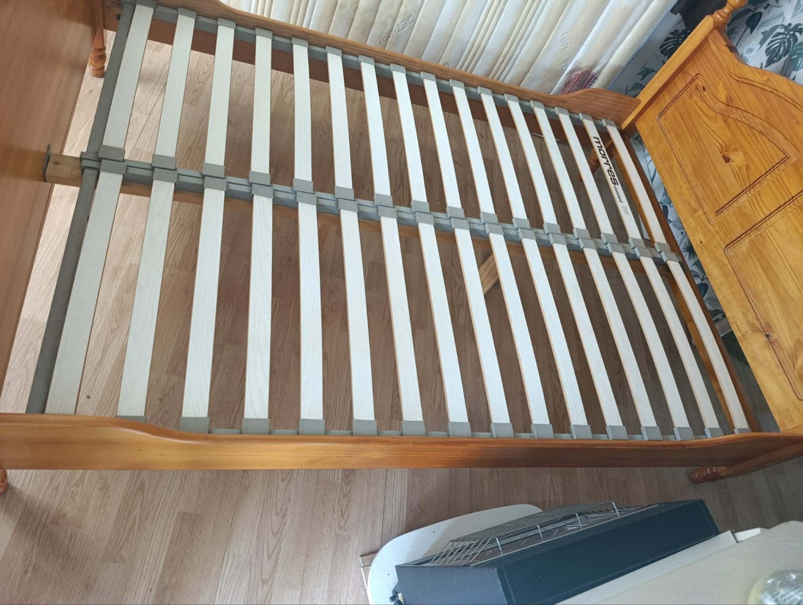 Houten bed als nieuw met lattenbodem, Ophalen of Verzenden